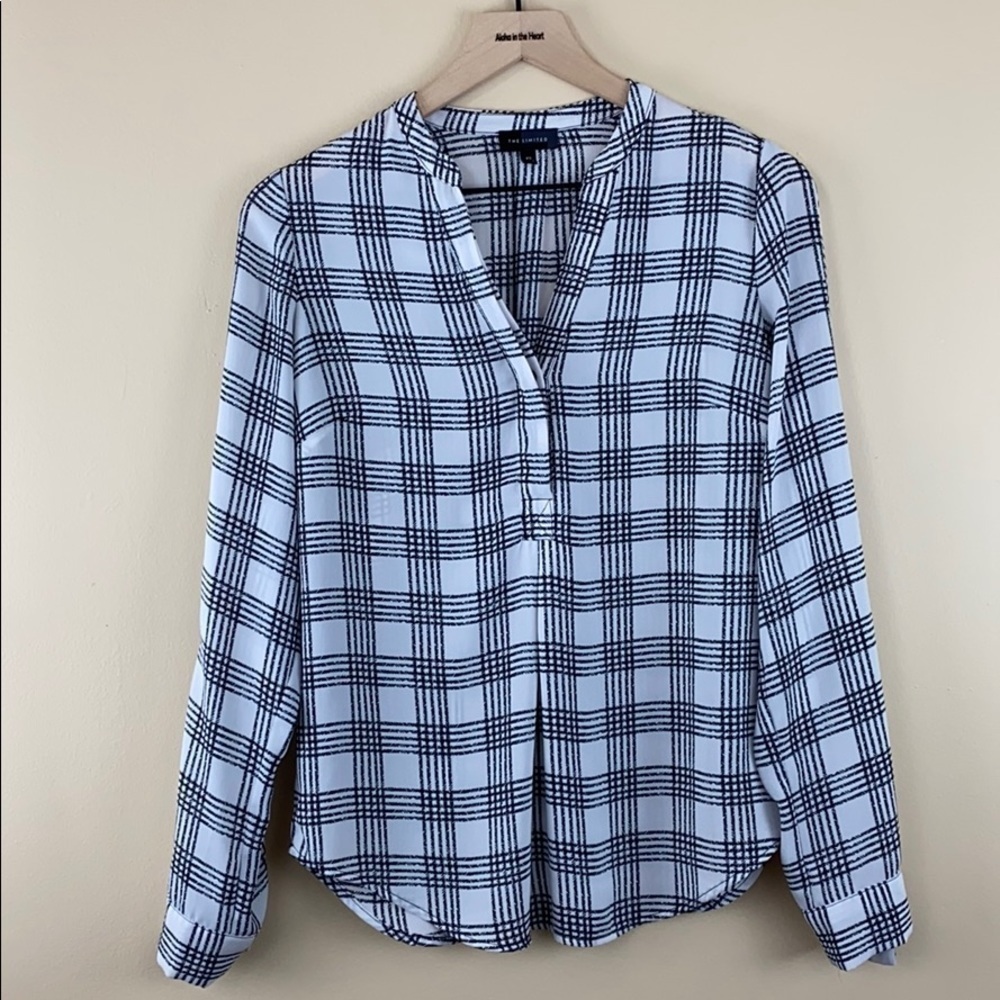 𝅺LIGHTWEIGHT blouse